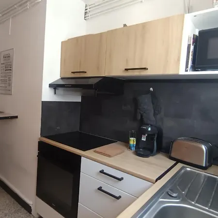 Spacious Ideal For Leisure And Work Apartment